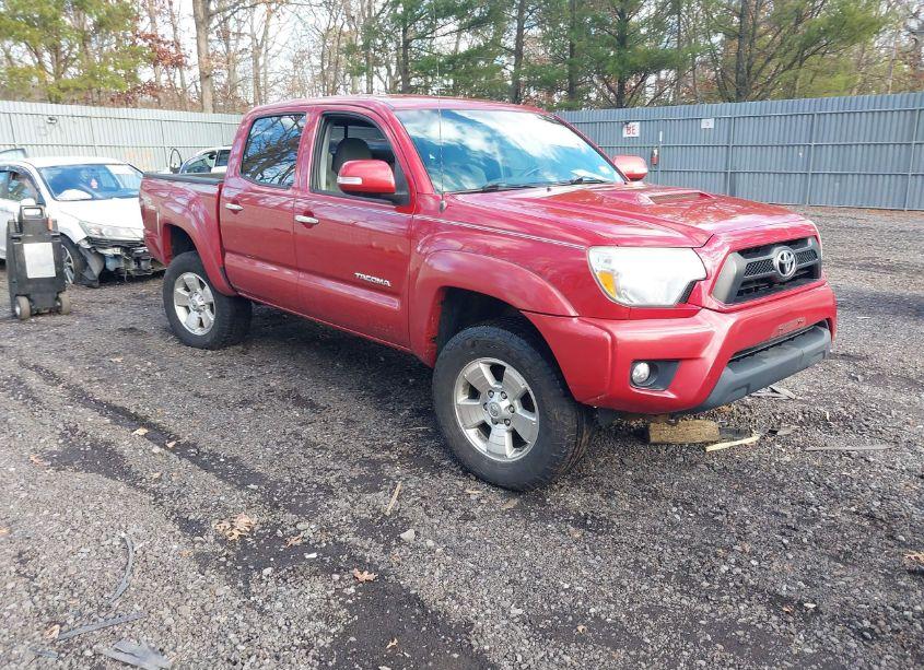 2013 Toyota Tacoma DOUBLE CAB (VIN 3TMLU4EN2DM107812) main photo