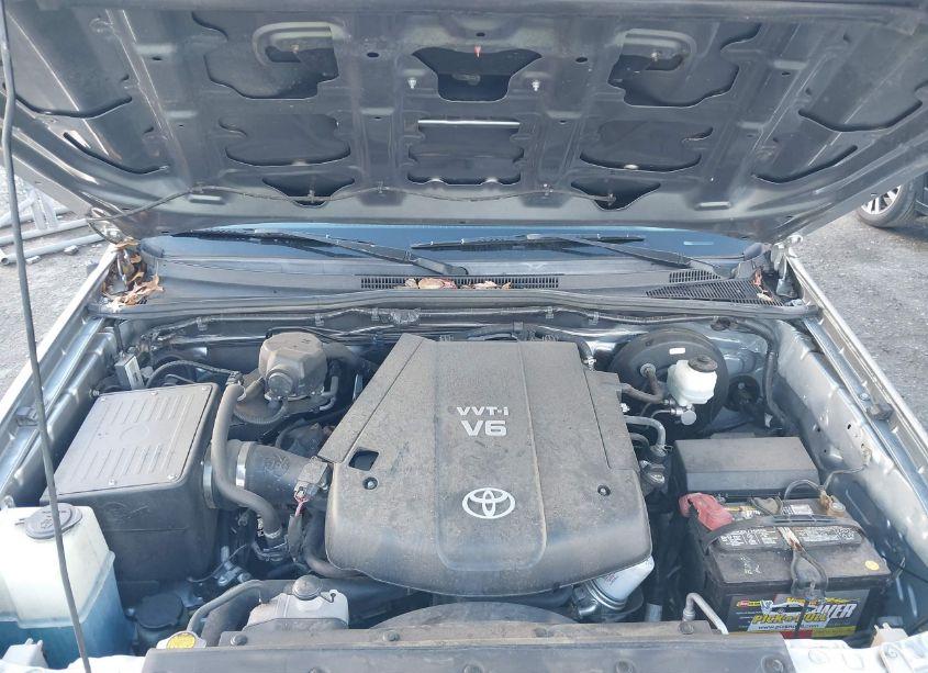 Photo 10 of 2013 Toyota Tacoma DOUBLE CAB (VIN 3TMLU4EN2DM111116)