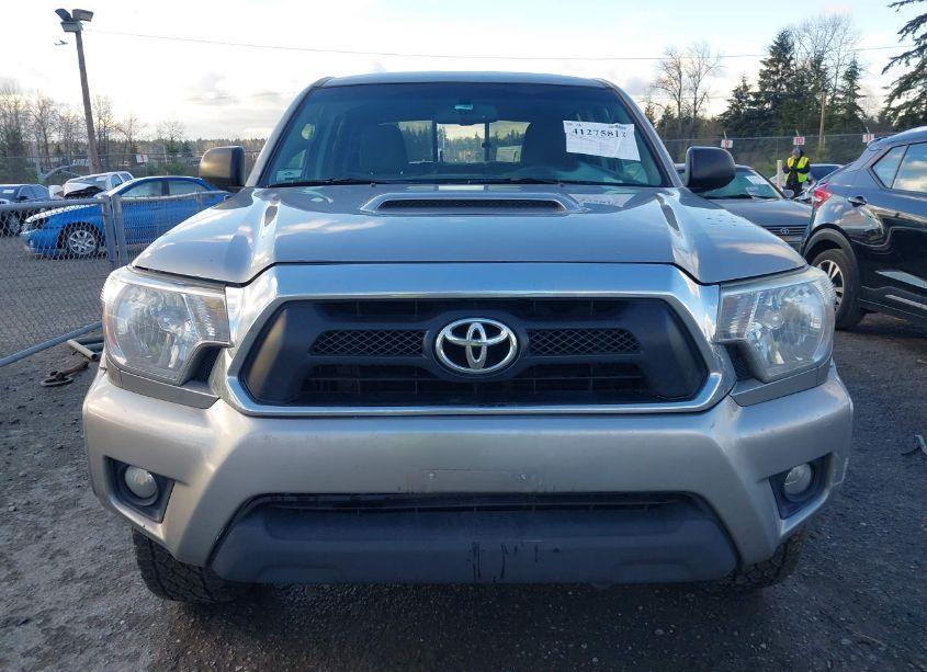 Photo 12 of 2013 Toyota Tacoma DOUBLE CAB (VIN 3TMLU4EN2DM111116)