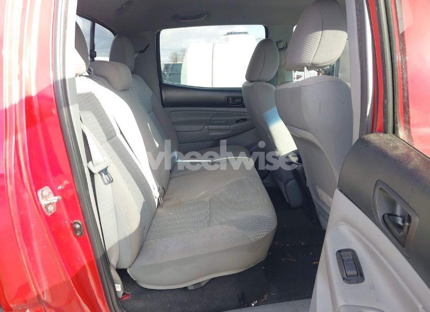 Photo 19 of 2013 Toyota Tacoma DOUBLE CAB (VIN 3TMLU4EN2DM132693)