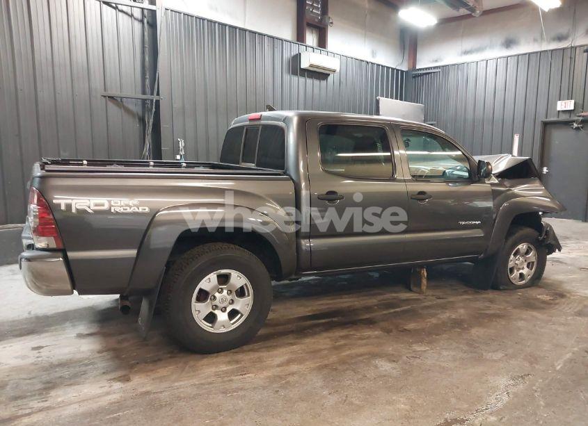 Photo 14 of 2014 Toyota Tacoma BASE V6 (VIN 3TMLU4EN2EM152668)