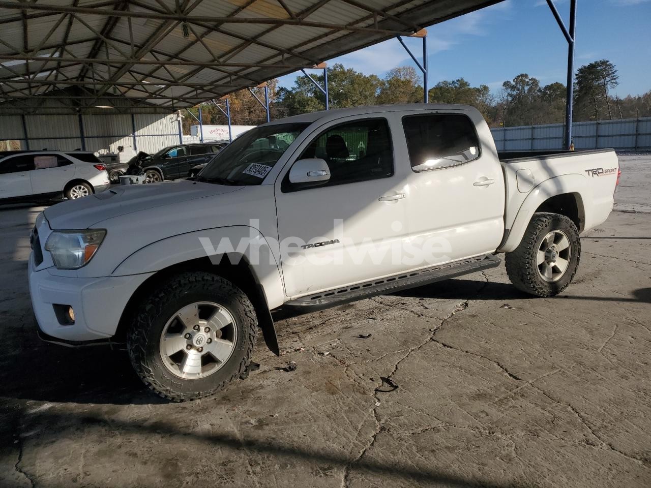 2015 TOYOTA TACOMA DOUBLE CAB (VIN 3TMLU4EN2FM182321) main photo