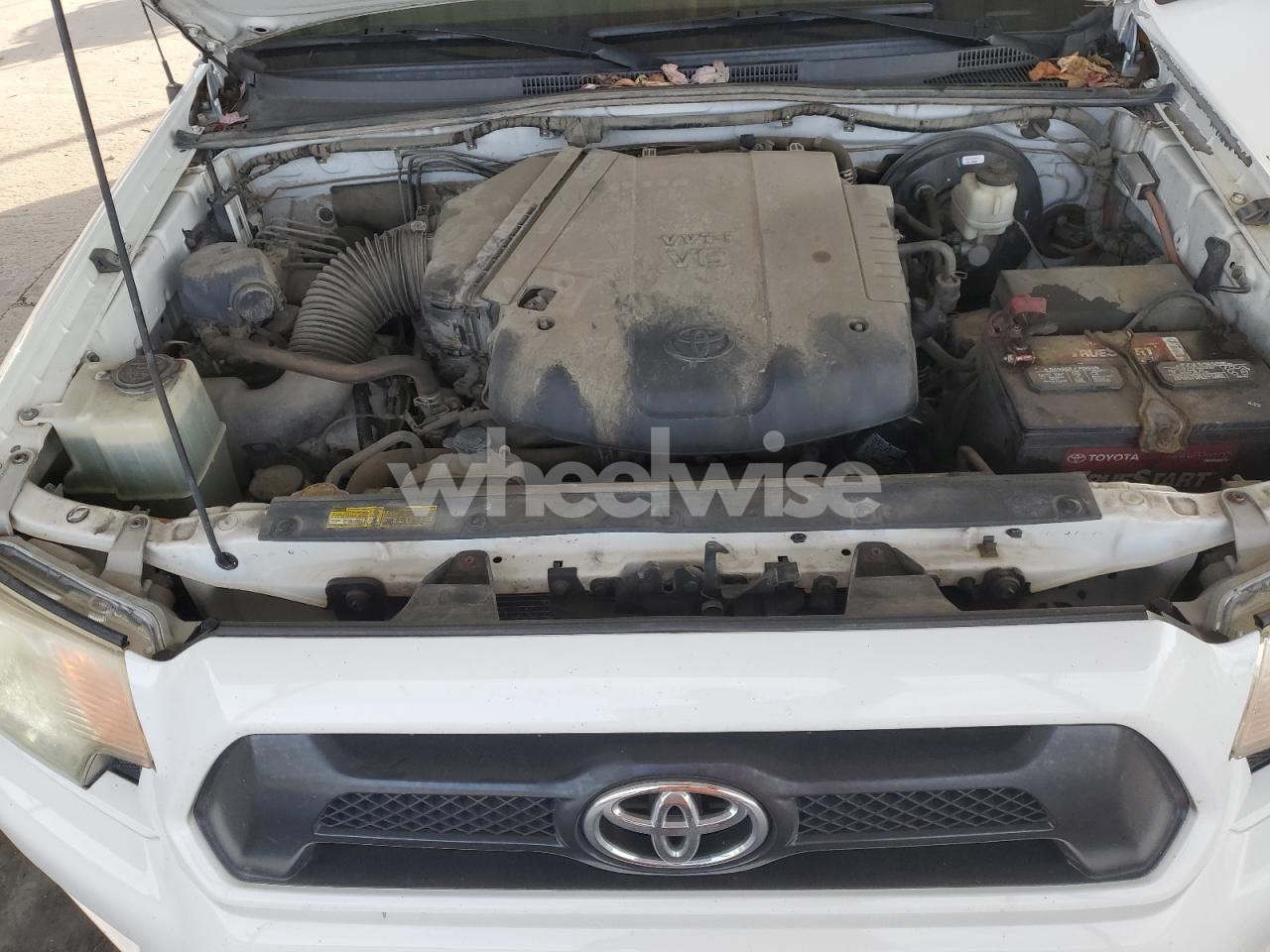 Photo 11 of 2015 TOYOTA TACOMA DOUBLE CAB (VIN 3TMLU4EN2FM182321)