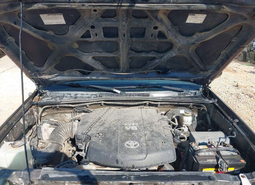 Photo 10 of 2010 Toyota Tacoma BASE V6 (VIN 3TMLU4EN3AM044263)