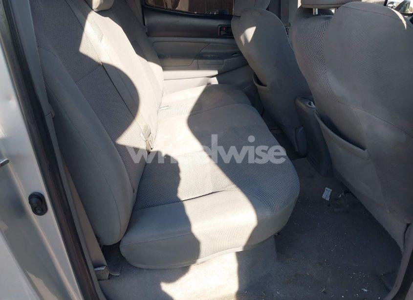 Photo 8 of 2010 Toyota Tacoma DOUBLE CAB (VIN 3TMLU4EN3AM044473)