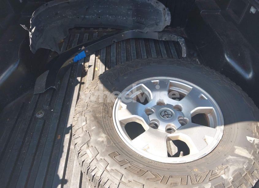 Photo 12 of 2012 Toyota Tacoma DOUBLE CAB (VIN 3TMLU4EN3CM081896)