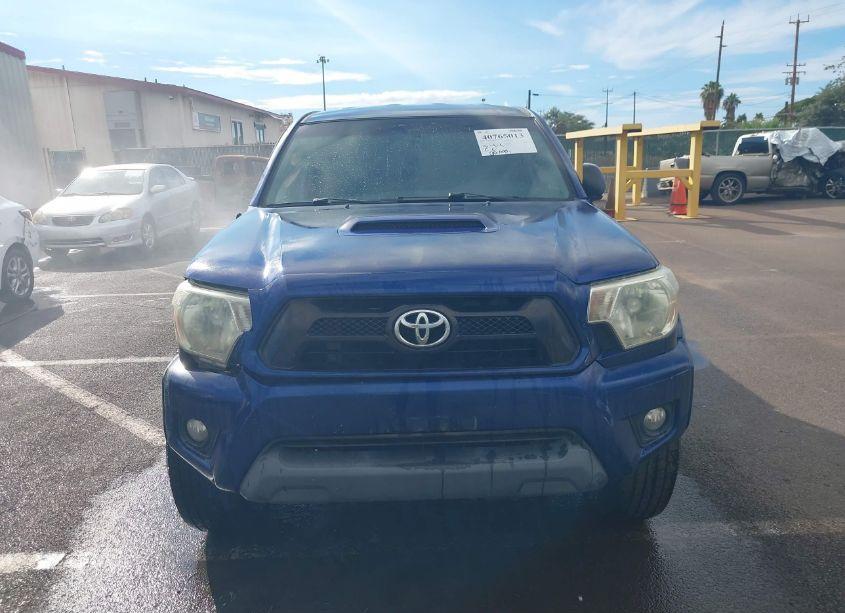 Photo 12 of 2015 Toyota Tacoma BASE V6/BASE V6 (M6)/TRD PRO (VIN 3TMLU4EN3FM187222)