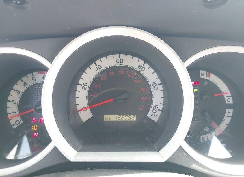 Photo 7 of 2015 Toyota Tacoma BASE V6/BASE V6 (M6)/TRD PRO (VIN 3TMLU4EN3FM187222)