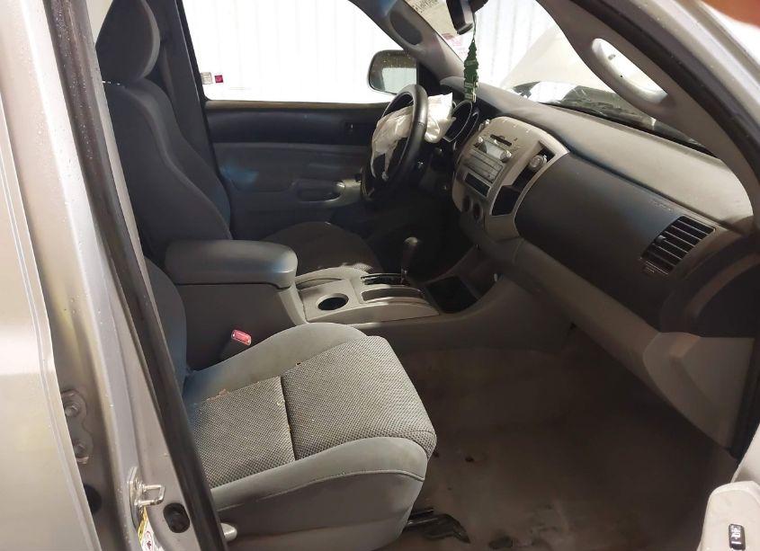 Photo 5 of 2010 Toyota Tacoma DOUBLE CAB (VIN 3TMLU4EN4AM051349)