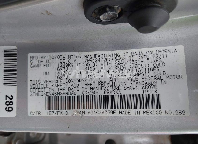 Photo 9 of 2011 Toyota Tacoma BASE V6 (VIN 3TMLU4EN4BM069898)