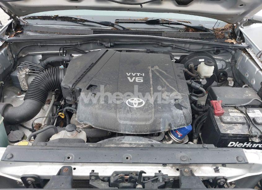 Photo 10 of 2011 Toyota Tacoma BASE V6 (VIN 3TMLU4EN4BM076284)