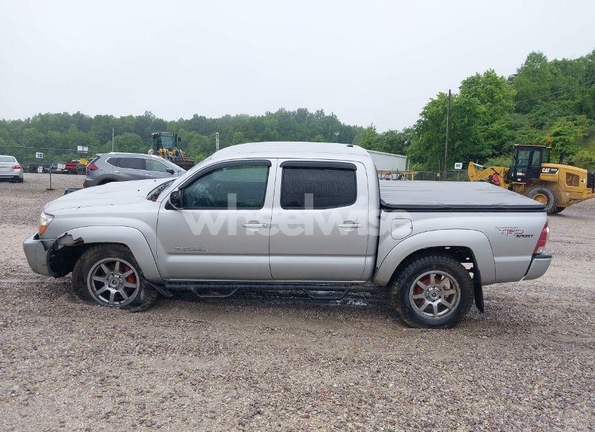 Photo 14 of 2011 Toyota Tacoma BASE V6 (VIN 3TMLU4EN4BM076284)