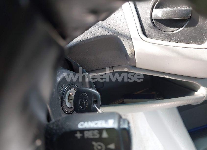 Photo 11 of 2011 Toyota Tacoma BASE V6 (VIN 3TMLU4EN4BM079699)