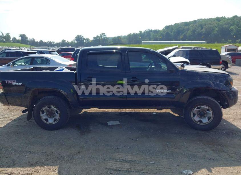Photo 13 of 2011 Toyota Tacoma BASE V6 (VIN 3TMLU4EN4BM079699)
