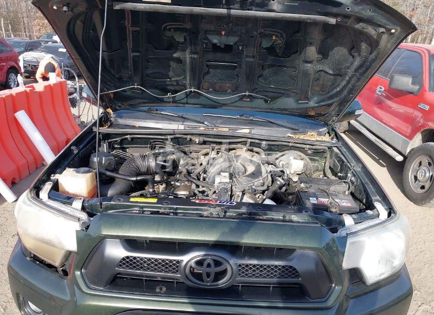 Photo 10 of 2013 Toyota Tacoma DOUBLE CAB (VIN 3TMLU4EN4DM110985)