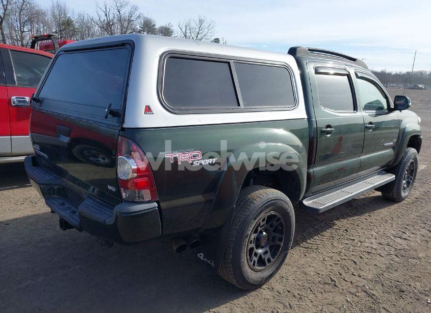 Photo 4 of 2013 Toyota Tacoma DOUBLE CAB (VIN 3TMLU4EN4DM110985)