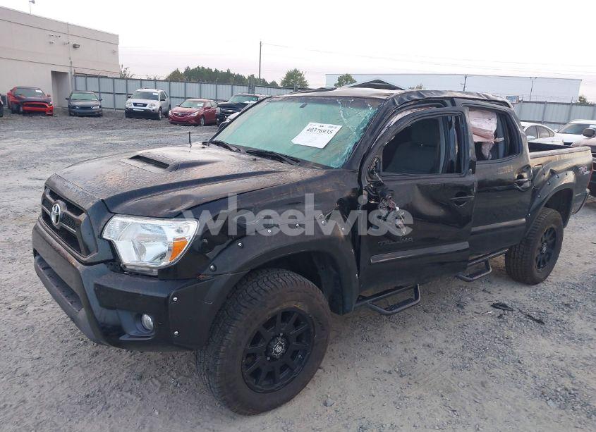 Photo 12 of 2013 Toyota Tacoma BASE V6 (VIN 3TMLU4EN4DM115748)