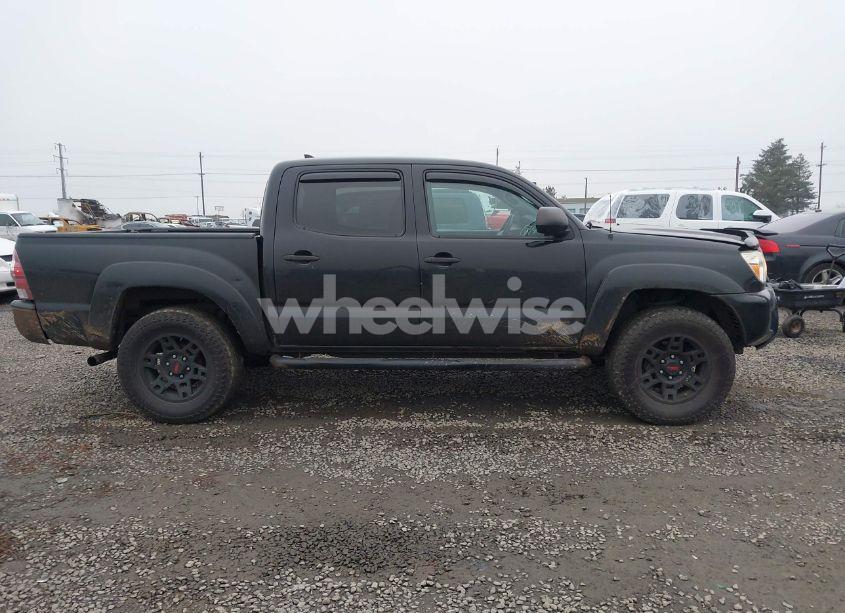Photo 13 of 2014 Toyota Tacoma DOUBLE CAB (VIN 3TMLU4EN4EM159363)