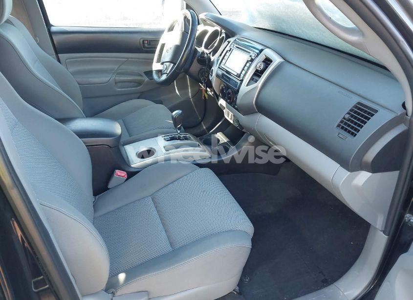 Photo 5 of 2015 Toyota Tacoma DOUBLE CAB/TRD PRO (VIN 3TMLU4EN4FM206926)