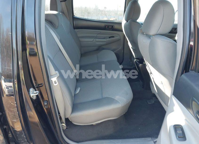 Photo 8 of 2015 Toyota Tacoma DOUBLE CAB/TRD PRO (VIN 3TMLU4EN4FM206926)