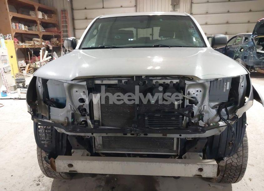 Photo 13 of 2010 Toyota Tacoma DOUBLE CAB (VIN 3TMLU4EN5AM043003)