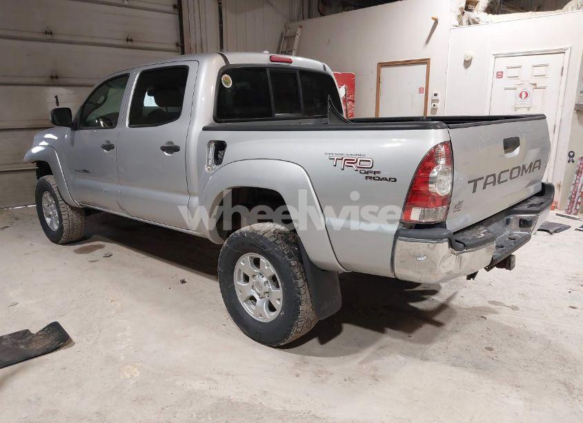 Photo 3 of 2010 Toyota Tacoma DOUBLE CAB (VIN 3TMLU4EN5AM043003)