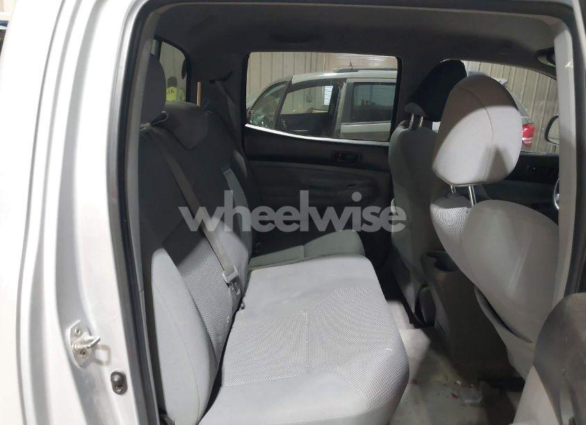 Photo 8 of 2010 Toyota Tacoma DOUBLE CAB (VIN 3TMLU4EN5AM043003)