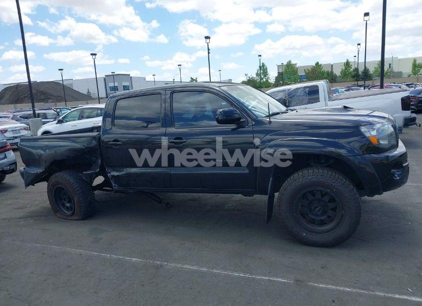 Photo 14 of 2011 Toyota Tacoma BASE V6 (VIN 3TMLU4EN5BM075967)