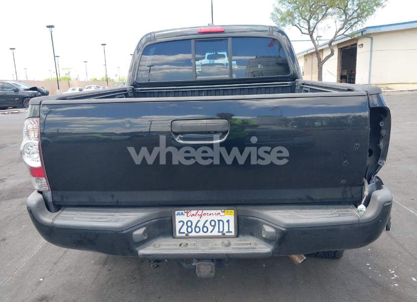 Photo 17 of 2011 Toyota Tacoma BASE V6 (VIN 3TMLU4EN5BM075967)