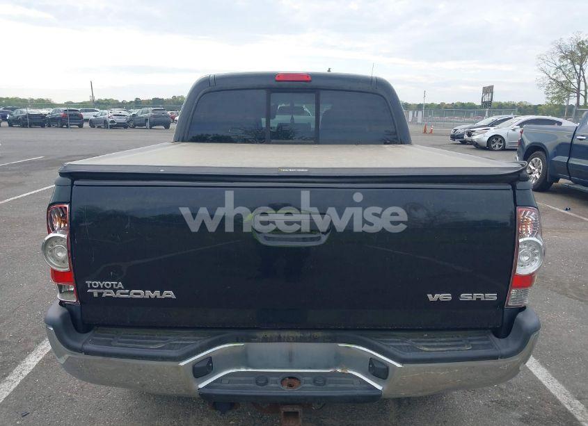 Photo 16 of 2013 Toyota Tacoma BASE V6 (VIN 3TMLU4EN5DM107819)