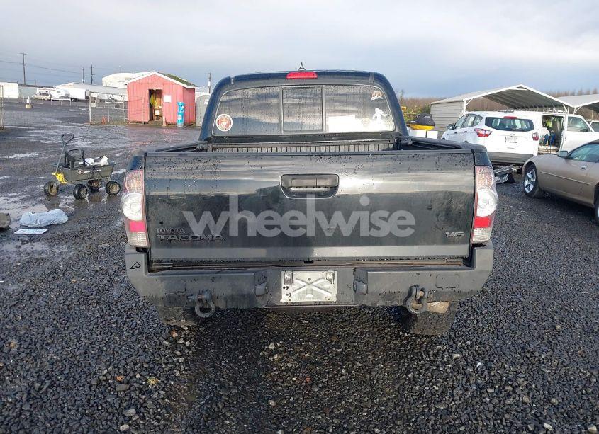 Photo 17 of 2013 Toyota Tacoma DOUBLE CAB (VIN 3TMLU4EN5DM121607)