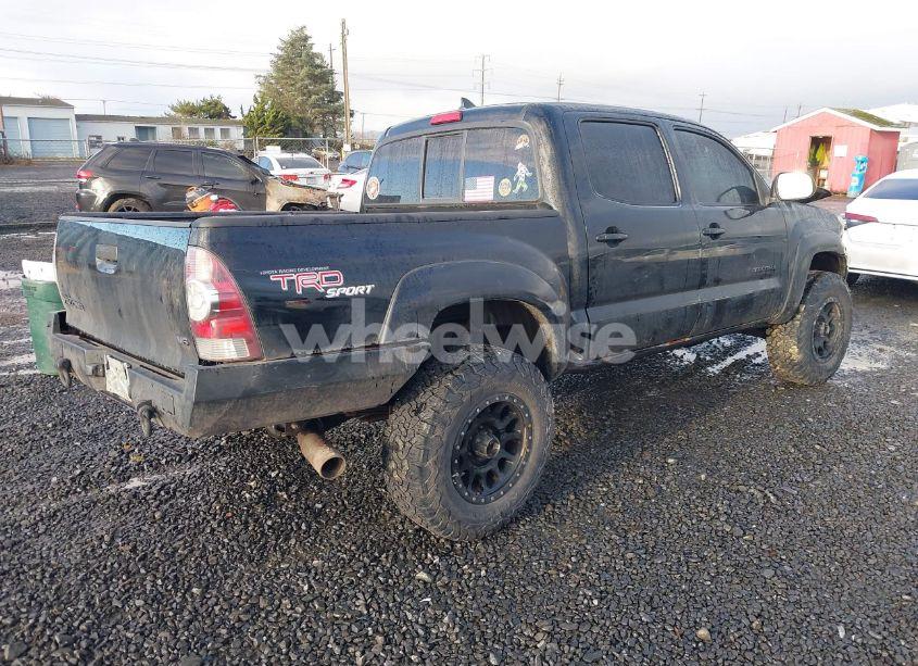 Photo 4 of 2013 Toyota Tacoma DOUBLE CAB (VIN 3TMLU4EN5DM121607)