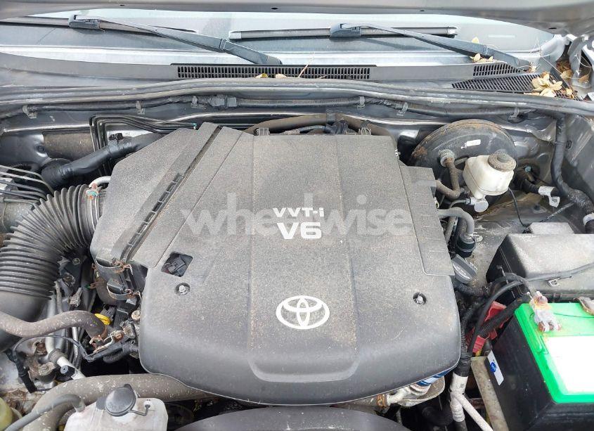 Photo 10 of 2014 Toyota Tacoma BASE V6 (VIN 3TMLU4EN5EM143687)