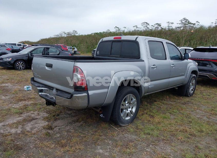 Photo 4 of 2014 Toyota Tacoma BASE V6 (VIN 3TMLU4EN5EM143687)