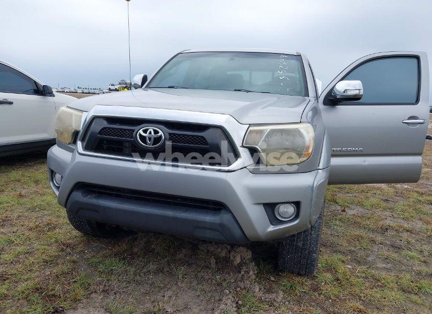 Photo 6 of 2014 Toyota Tacoma BASE V6 (VIN 3TMLU4EN5EM143687)