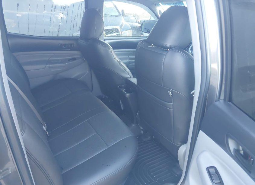 Photo 8 of 2015 Toyota Tacoma DOUBLE CAB/TRD PRO (VIN 3TMLU4EN5FM190624)