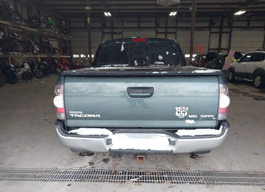 Photo 16 of 2011 Toyota Tacoma DOUBLE CAB (VIN 3TMLU4EN6BM063889)