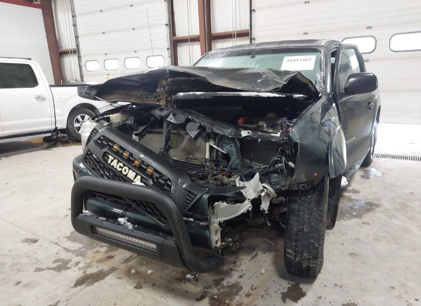 Photo 6 of 2011 Toyota Tacoma DOUBLE CAB (VIN 3TMLU4EN6BM063889)