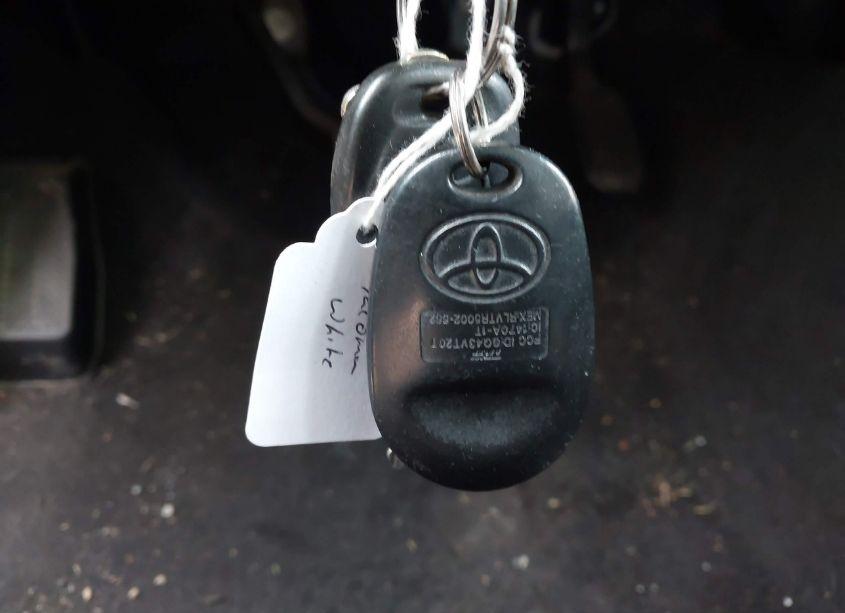 Photo 11 of 2012 Toyota Tacoma DOUBLE CAB (VIN 3TMLU4EN6CM095937)