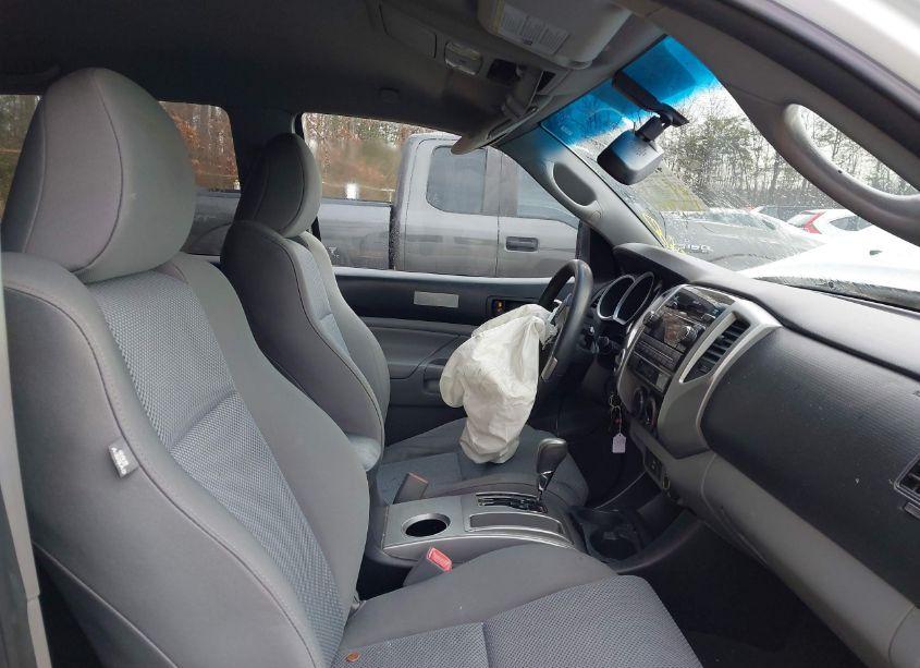 Photo 5 of 2012 Toyota Tacoma DOUBLE CAB (VIN 3TMLU4EN6CM095937)