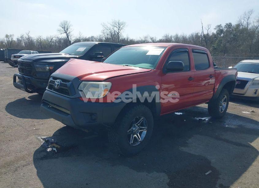 Photo 2 of 2014 Toyota Tacoma BASE V6 (VIN 3TMLU4EN6EM156920)