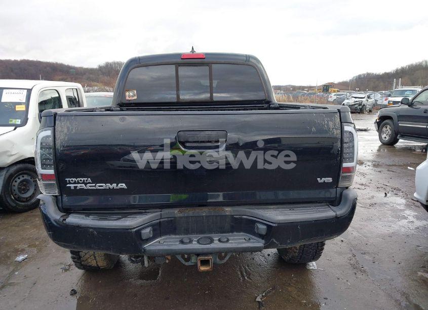 Photo 17 of 2015 Toyota Tacoma DOUBLE CAB/TRD PRO (VIN 3TMLU4EN6FM178675)