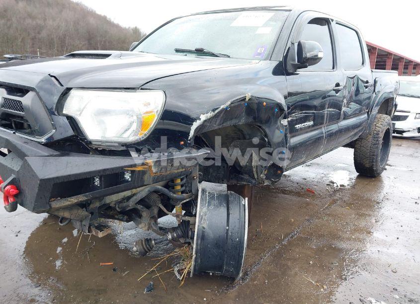Photo 6 of 2015 Toyota Tacoma DOUBLE CAB/TRD PRO (VIN 3TMLU4EN6FM178675)