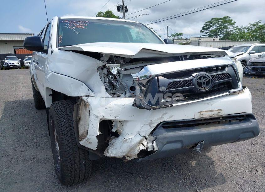 Photo 6 of 2015 Toyota Tacoma BASE V6/TRD PRO (VIN 3TMLU4EN6FM185335)