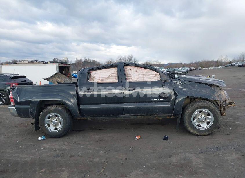 Photo 13 of 2010 Toyota Tacoma BASE V6 (VIN 3TMLU4EN7AM054696)