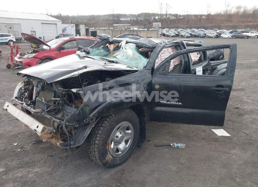 Photo 2 of 2010 Toyota Tacoma BASE V6 (VIN 3TMLU4EN7AM054696)