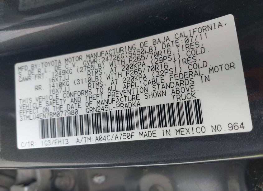 Photo 9 of 2011 Toyota Tacoma DOUBLE CAB (VIN 3TMLU4EN7BM077980)