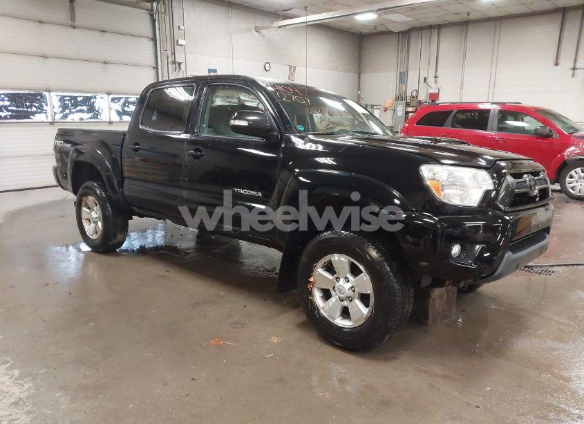 2014 Toyota Tacoma DOUBLE CAB (VIN 3TMLU4EN7EM159275) main photo