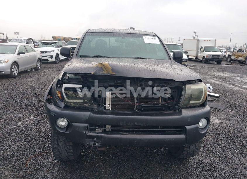Photo 13 of 2011 Toyota Tacoma DOUBLE CAB (VIN 3TMLU4EN8BM058550)