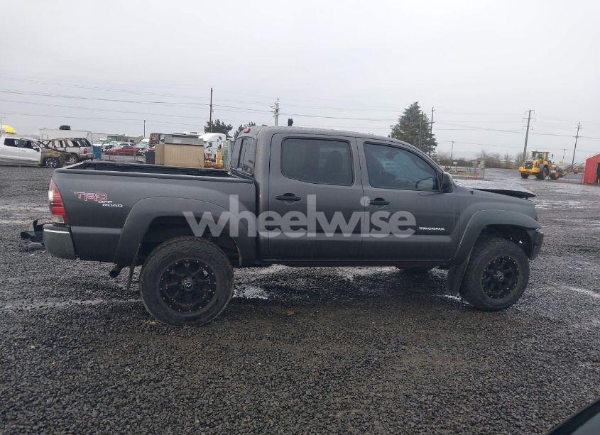Photo 14 of 2011 Toyota Tacoma DOUBLE CAB (VIN 3TMLU4EN8BM058550)